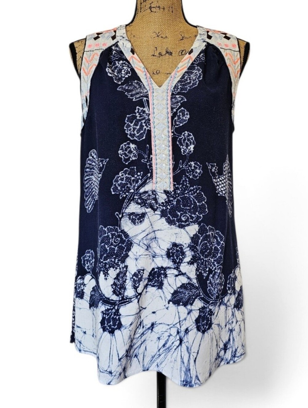 Anthropologie One September Sleeveless Boho Navy Floral Print V-Neck Top, Size S